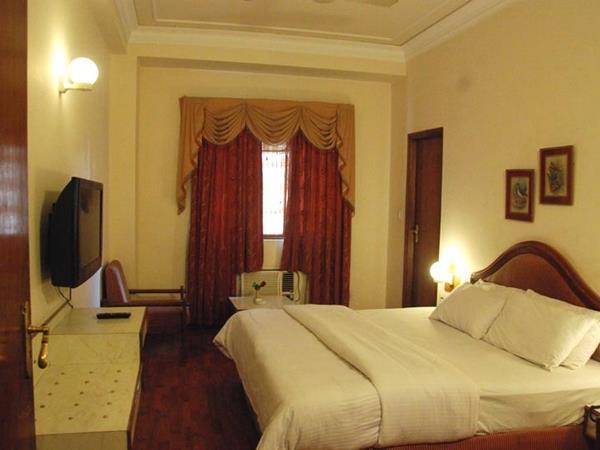 Hotel Shiva Residency Dehradun Extérieur photo