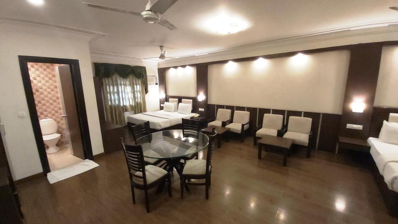 Hotel Shiva Residency Dehradun Extérieur photo